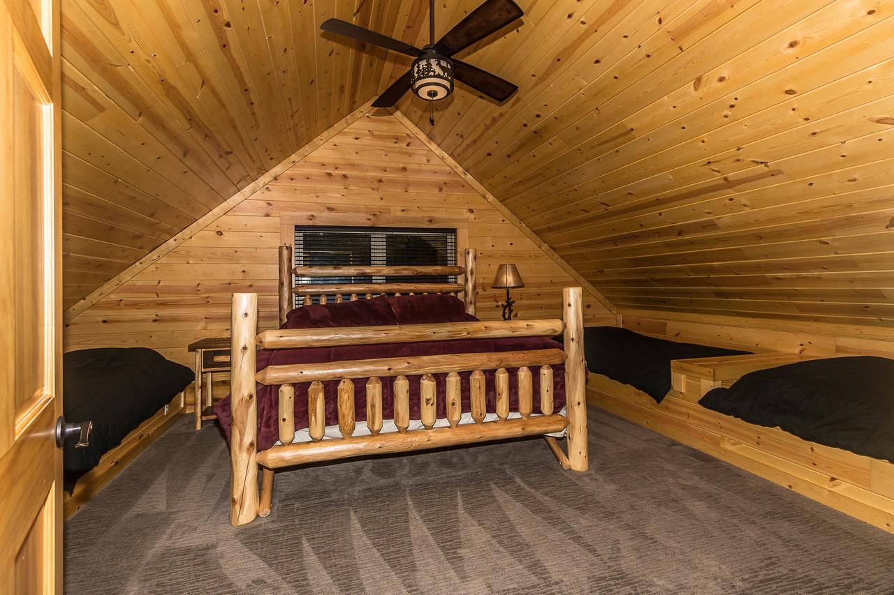 Hocking Hills Cabins & Resort Hemlock Haven - thumb 2