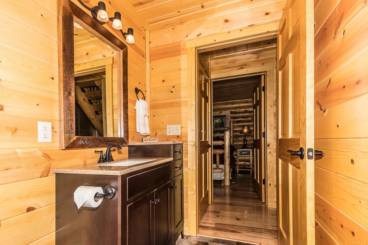 Hocking Hills Cabins & Resort Hemlock Haven - thumb 34