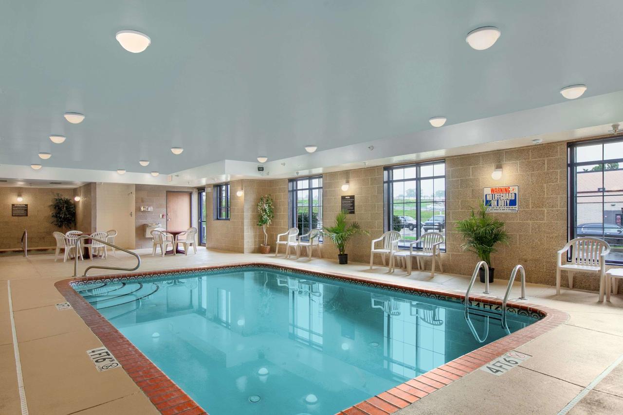 Super 8 By Wyndham Akron S/Green/Uniontown OH - thumb 10