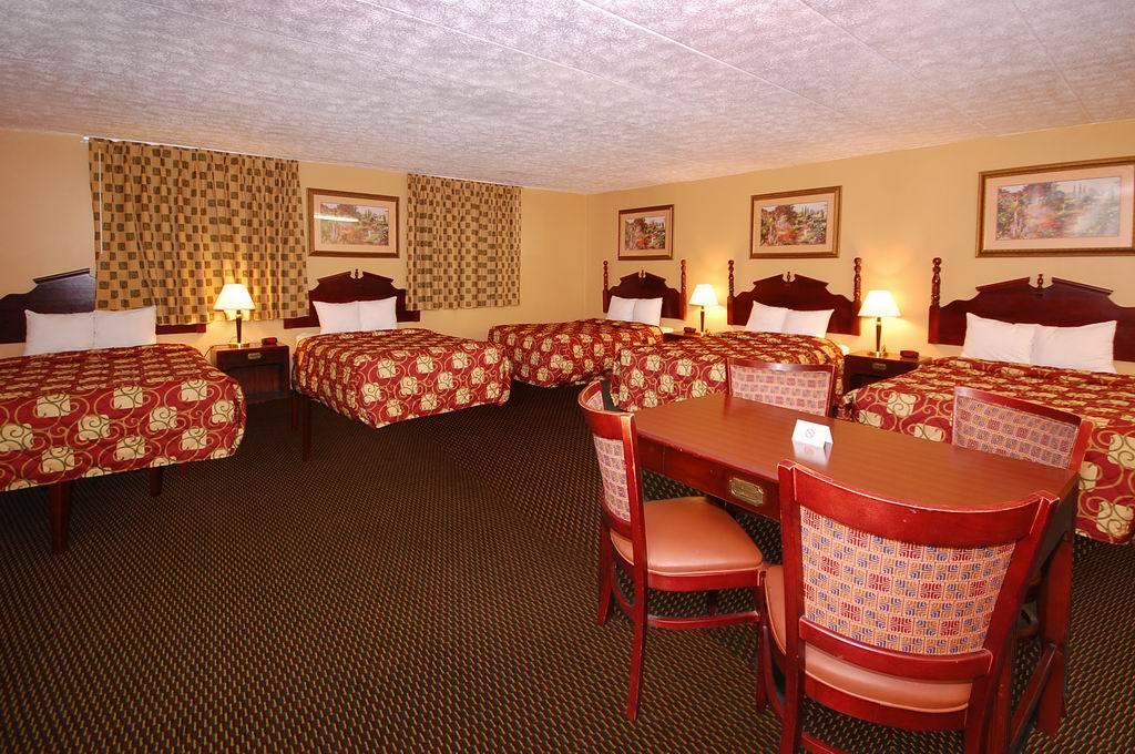 Wolf Inn Hotel - thumb 1