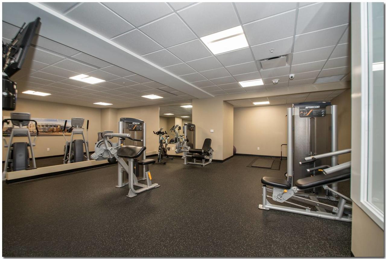 2br/2ba In The Heart Of Downtown - thumb 11