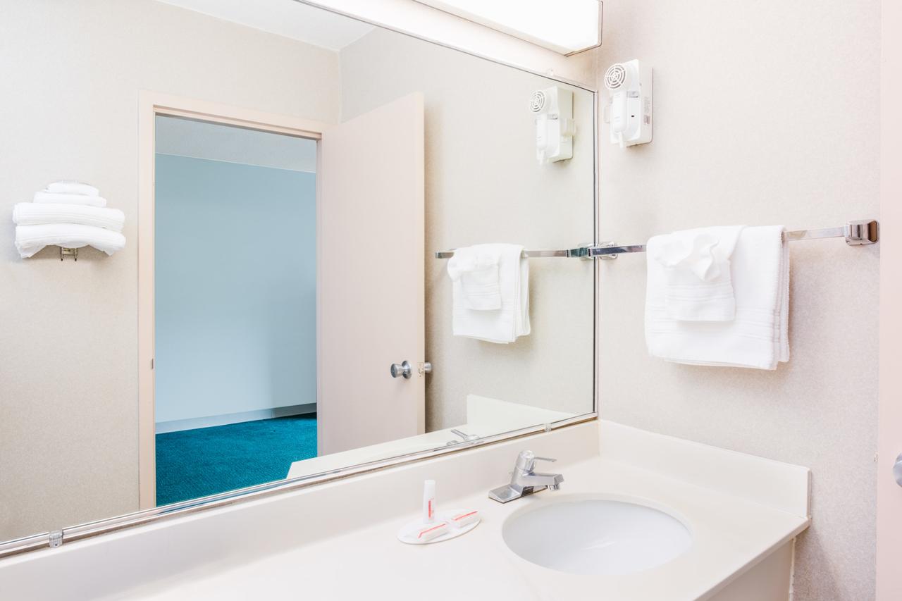 Days Inn By Wyndham Cambridge - thumb 17