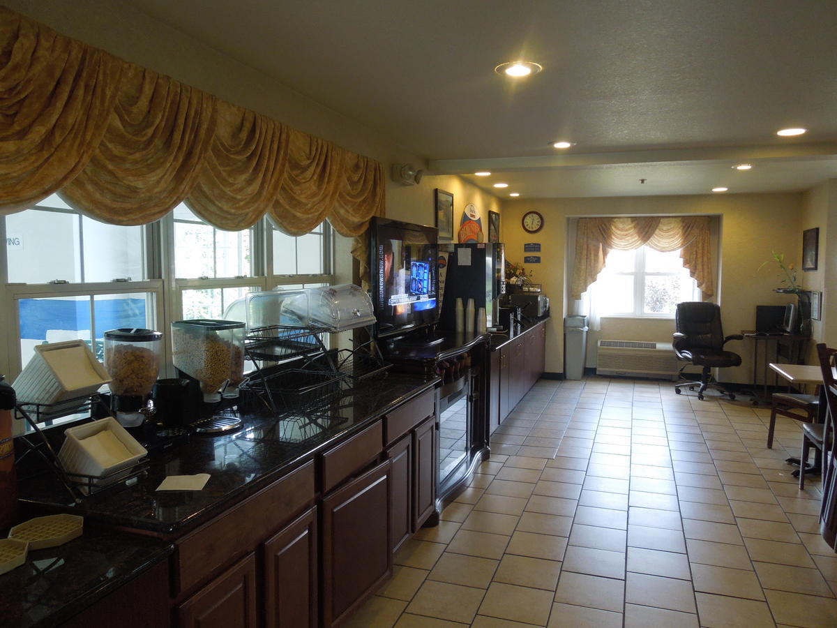 Bridgepointe Inn & Suites Toledo-Perrysburg-Rossford-Oregon-Maumee By Hollywood Casino - thumb 14