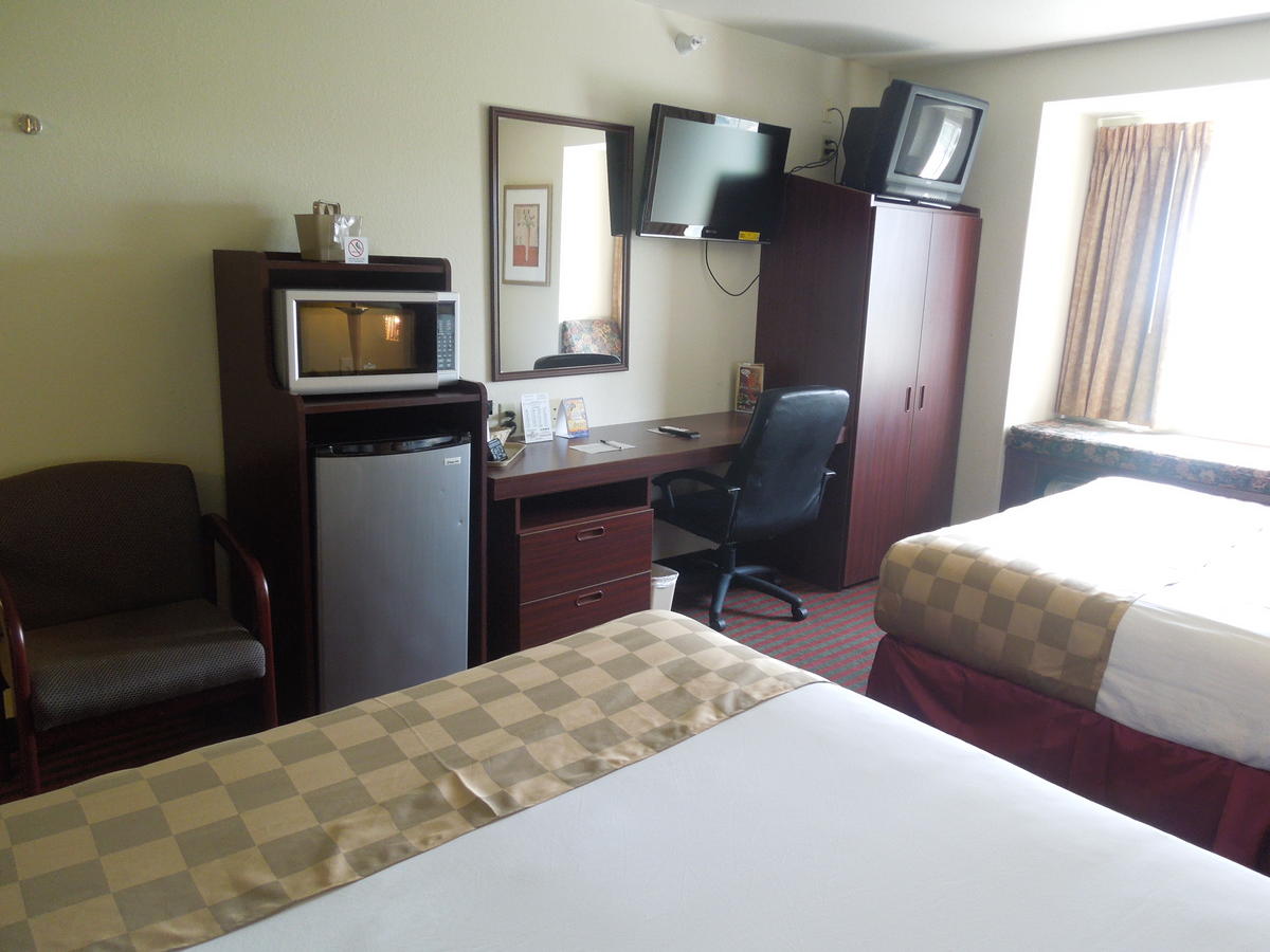 Bridgepointe Inn & Suites Toledo-Perrysburg-Rossford-Oregon-Maumee By Hollywood Casino - thumb 19