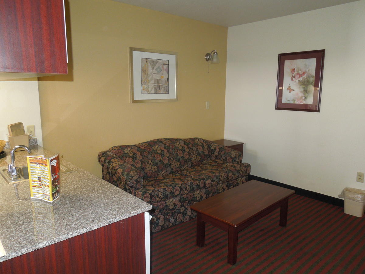 Bridgepointe Inn & Suites Toledo-Perrysburg-Rossford-Oregon-Maumee By Hollywood Casino - thumb 25