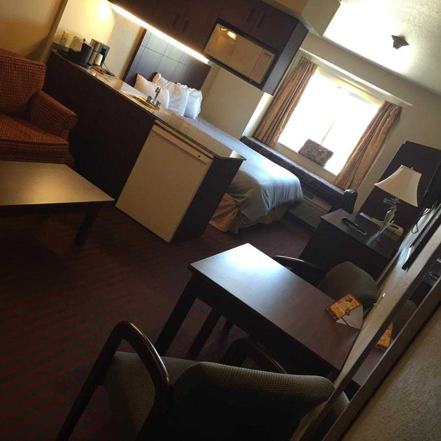 Bridgepointe Inn & Suites Toledo-Perrysburg-Rossford-Oregon-Maumee By Hollywood Casino - thumb 9