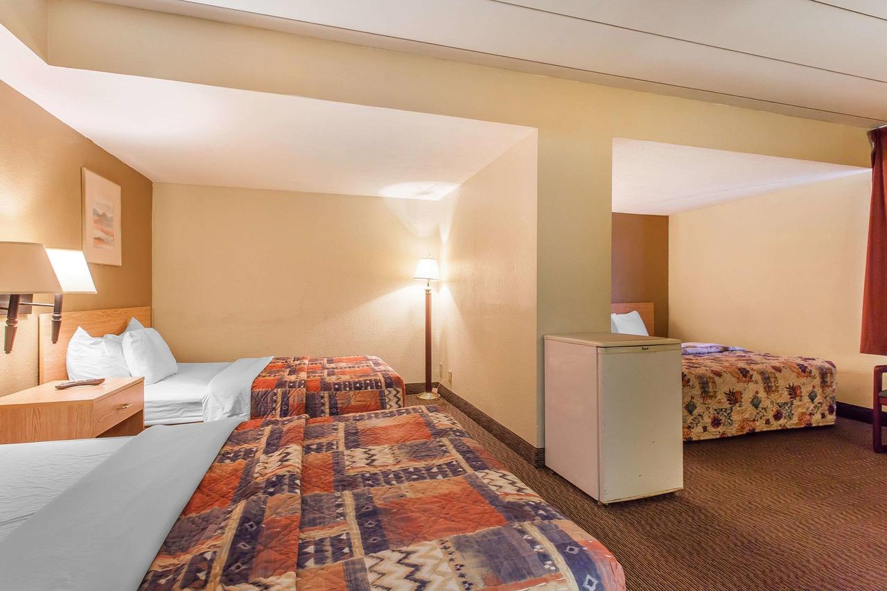 Rodeway Inn North - thumb 27