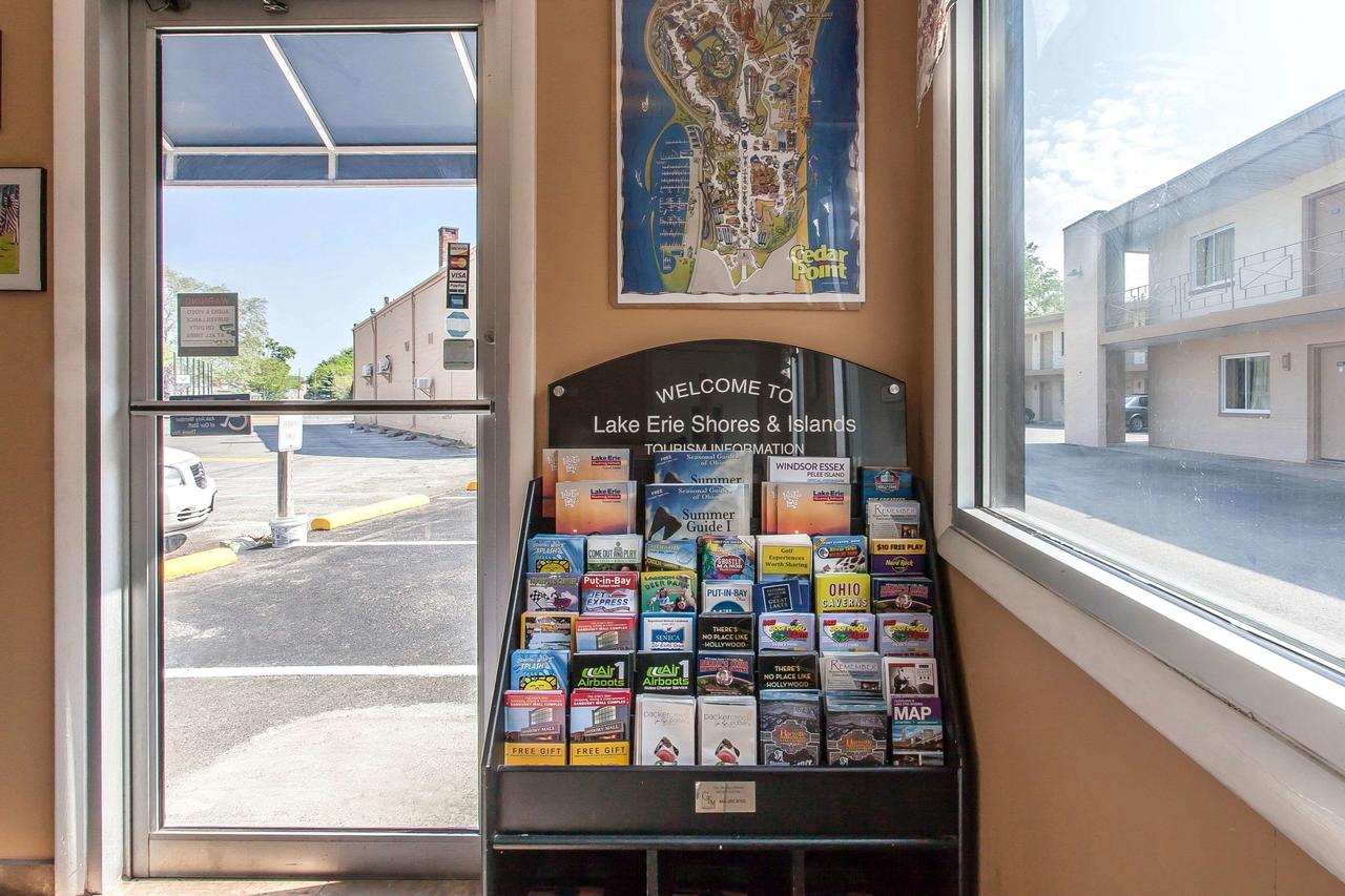 Rodeway Inn North - thumb 35