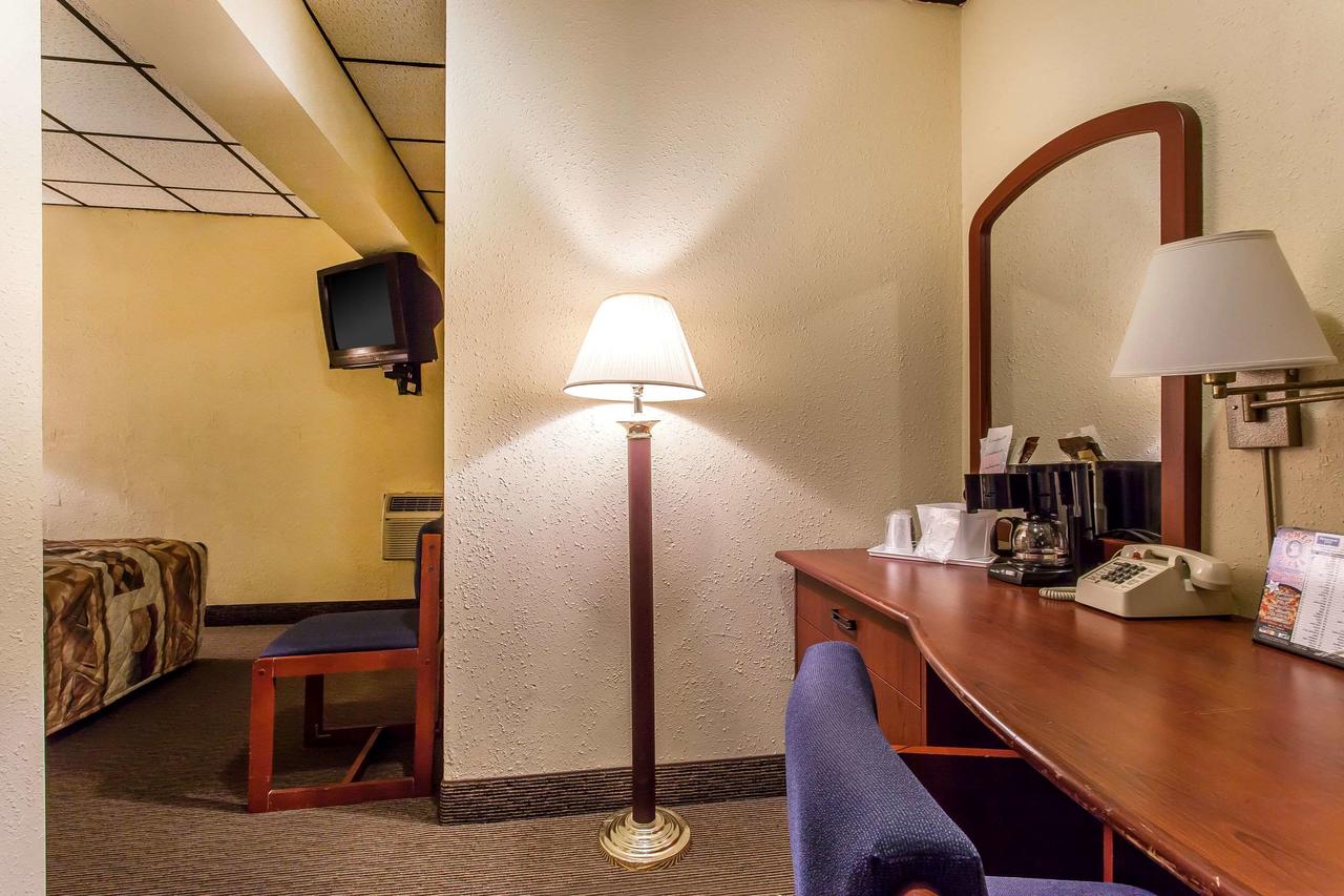 Rodeway Inn North - thumb 7