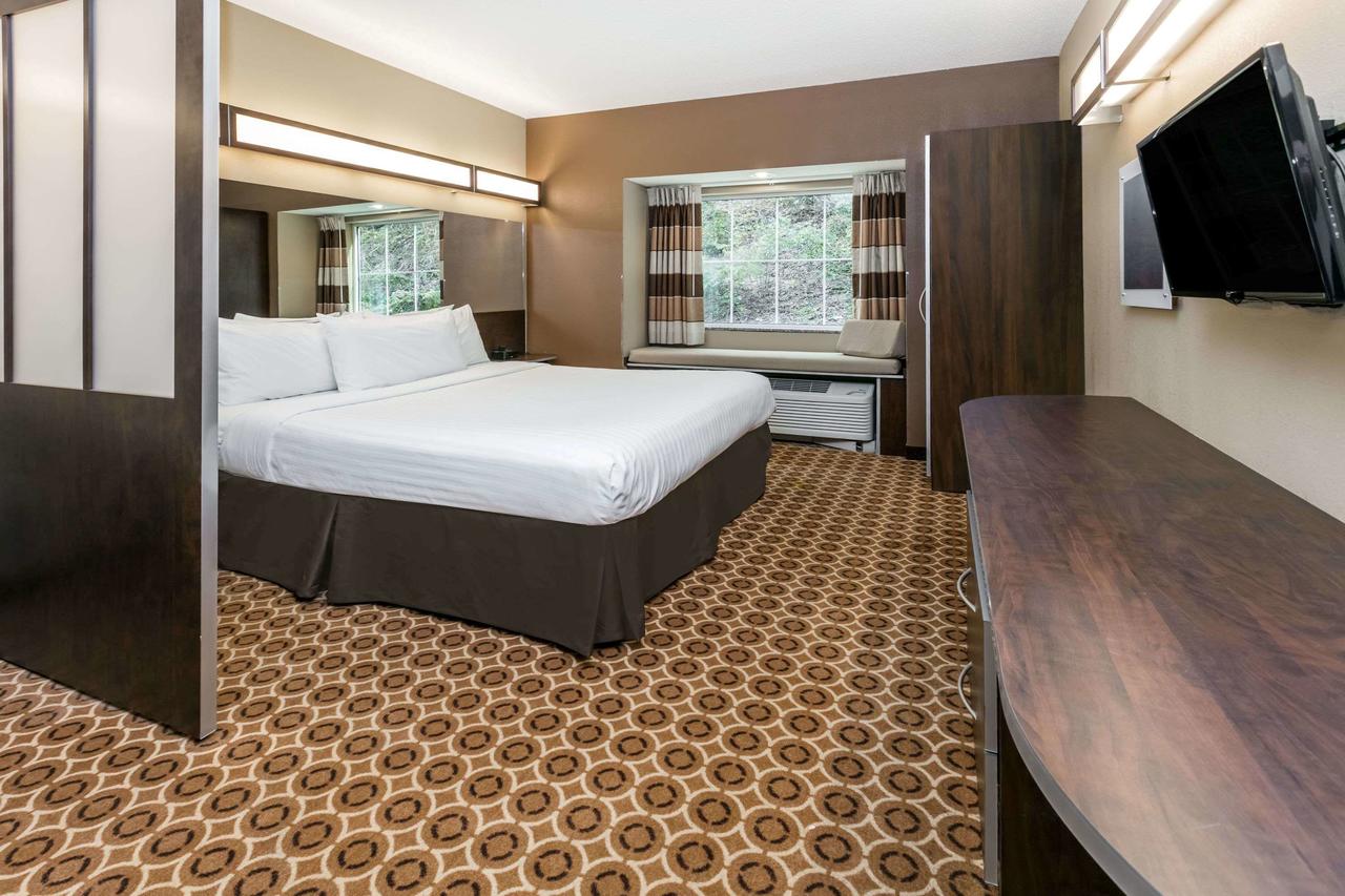 Microtel Inn & Suites By Wyndham Steubenville - thumb 18