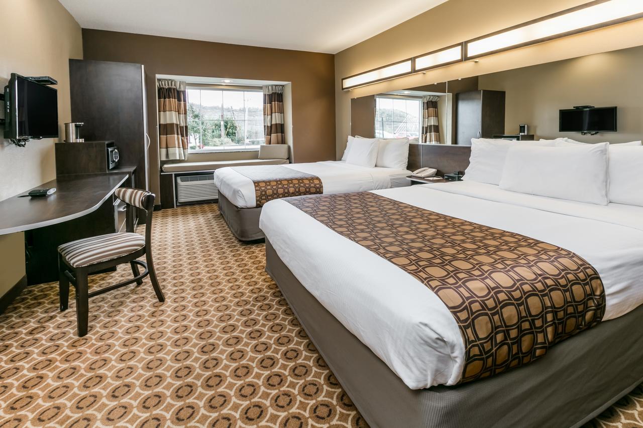 Microtel Inn & Suites By Wyndham Steubenville - thumb 12