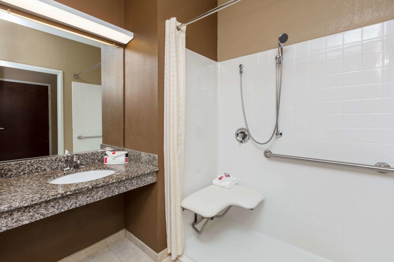 Microtel Inn & Suites By Wyndham Steubenville - thumb 26