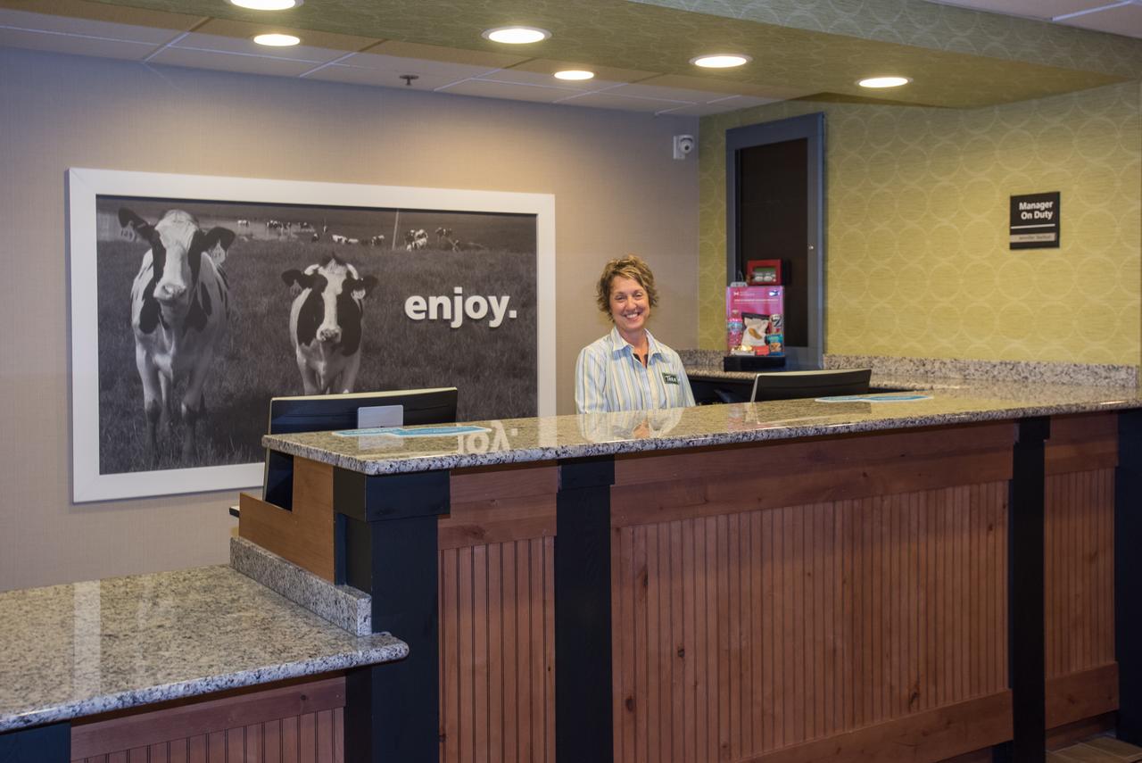 Hampton Inn Wooster - thumb 22