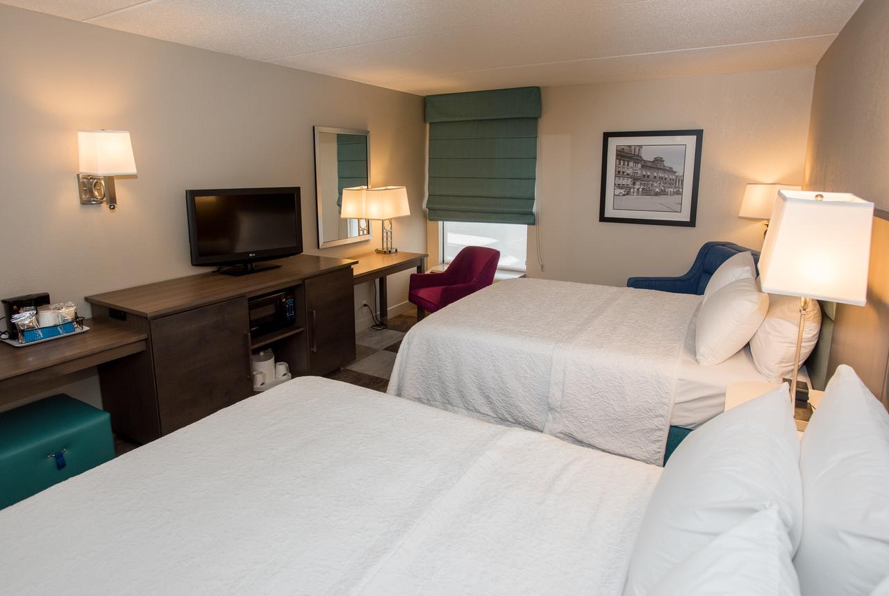 Hampton Inn Wooster - thumb 35
