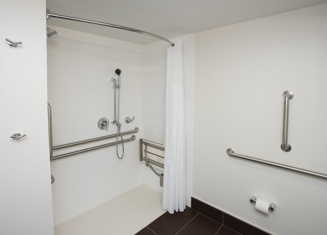 Hampton Inn Wooster - thumb 29