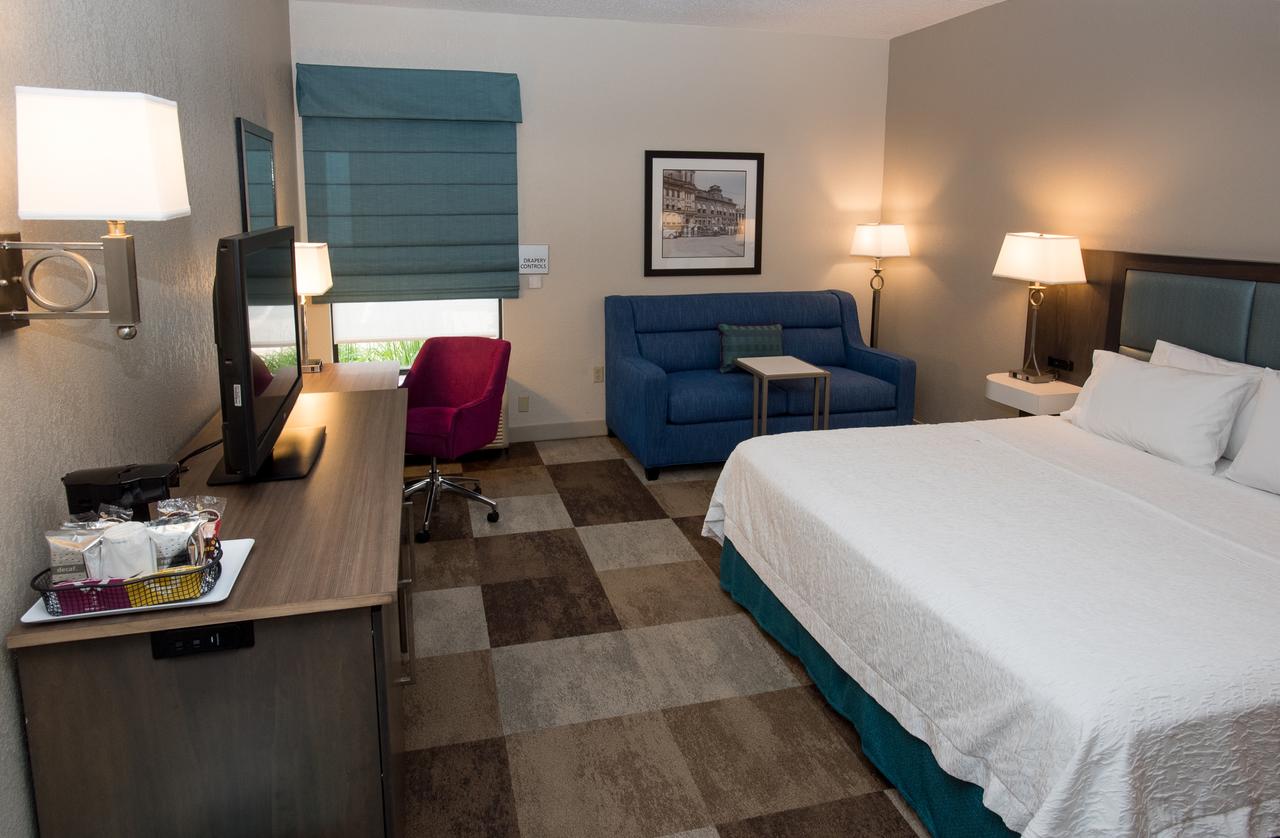 Hampton Inn Wooster - thumb 32