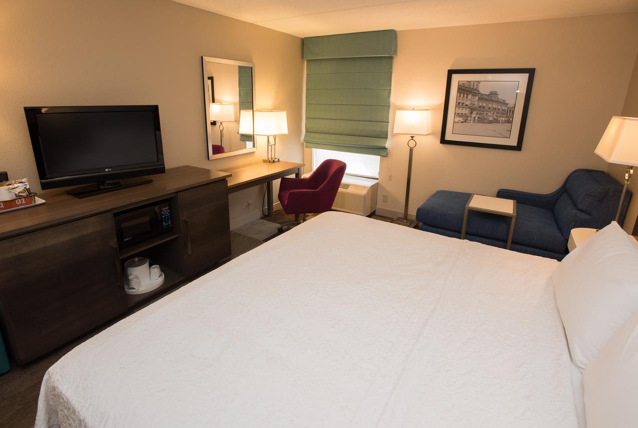 Hampton Inn Wooster - thumb 40
