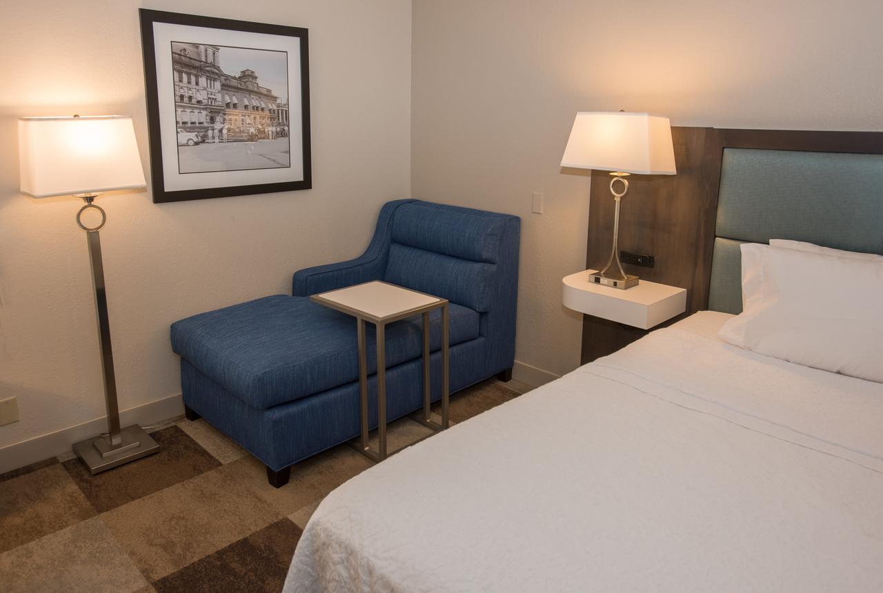 Hampton Inn Wooster - thumb 38