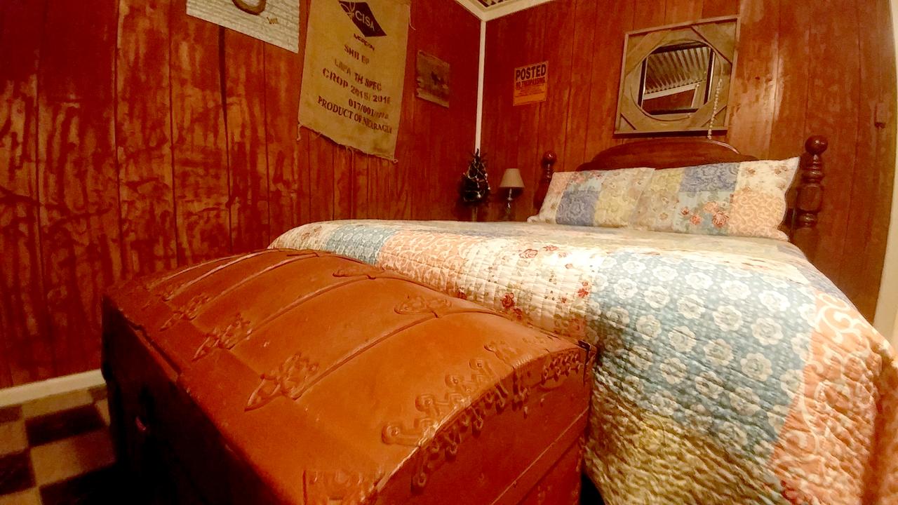 Historic Whiting Hotel Suites - thumb 33