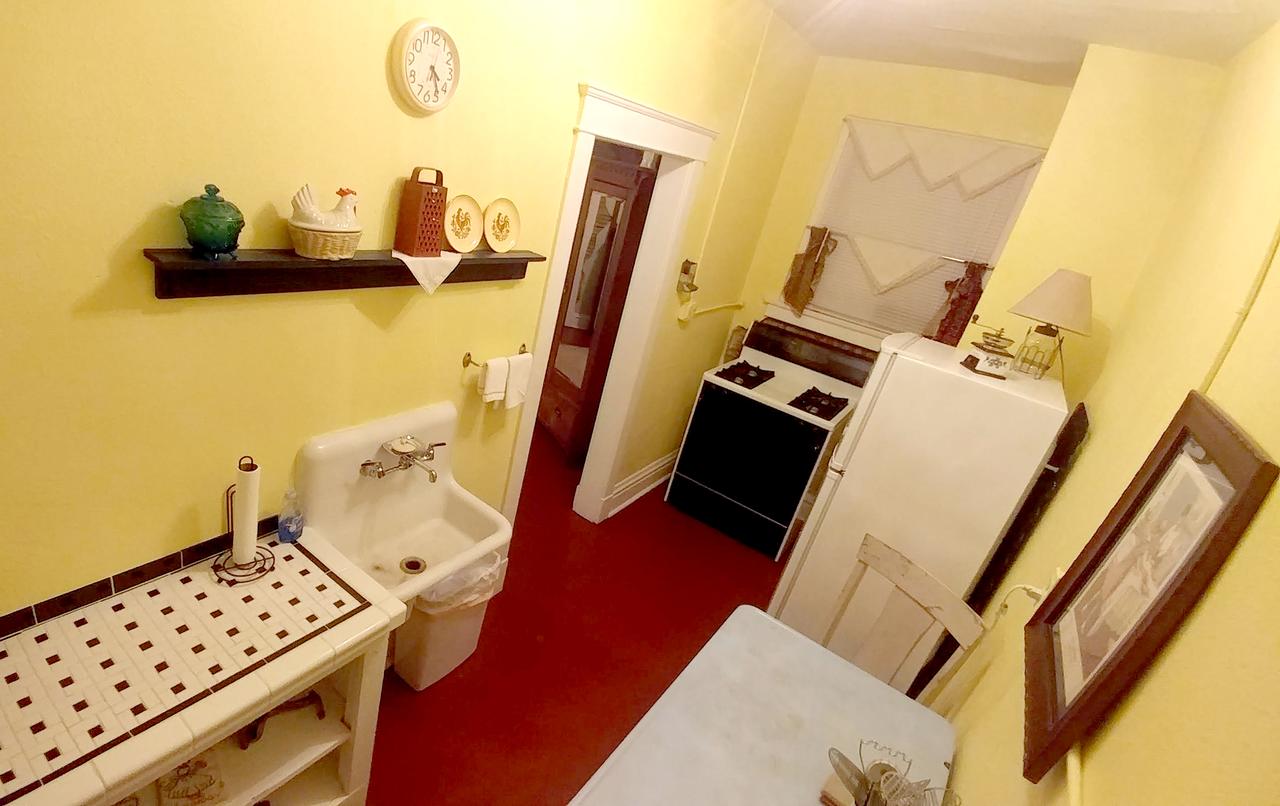 Historic Whiting Hotel Suites - thumb 40