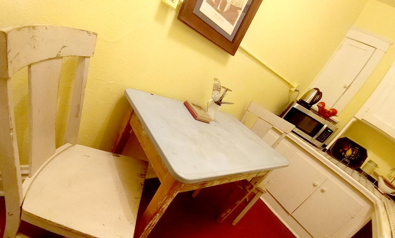 Historic Whiting Hotel Suites - thumb 42