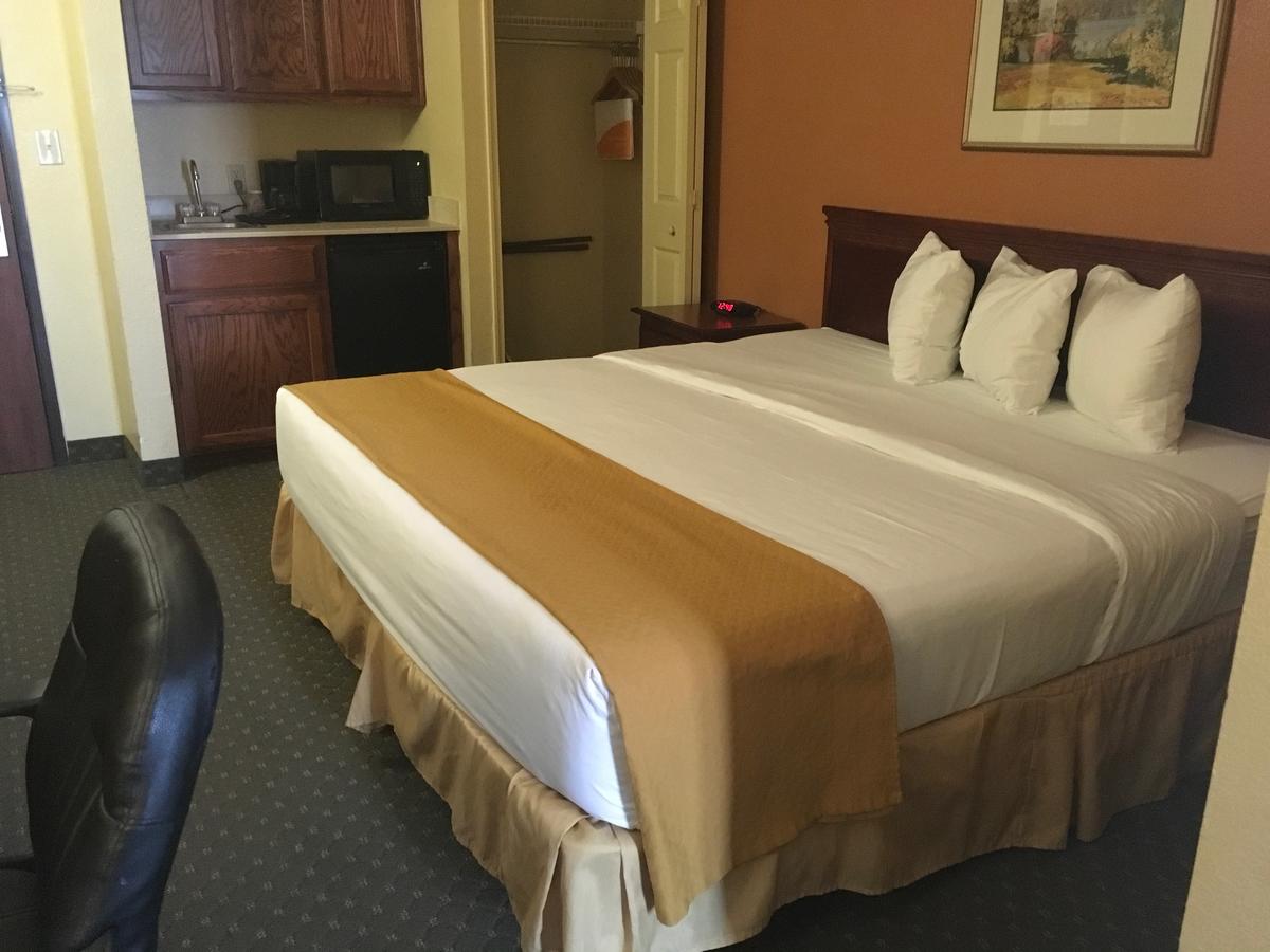 FairBridge Inn & Suites Muskogee - thumb 21