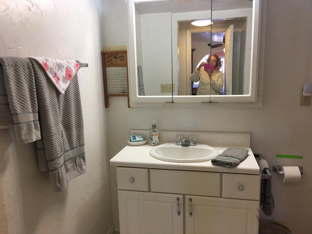 Blue Eyed Coyote BnB - thumb 11