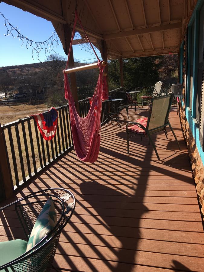 Blue Eyed Coyote BnB - thumb 9