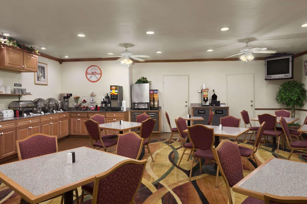 Howard Johnson By Wyndham Oklahoma City - thumb 6