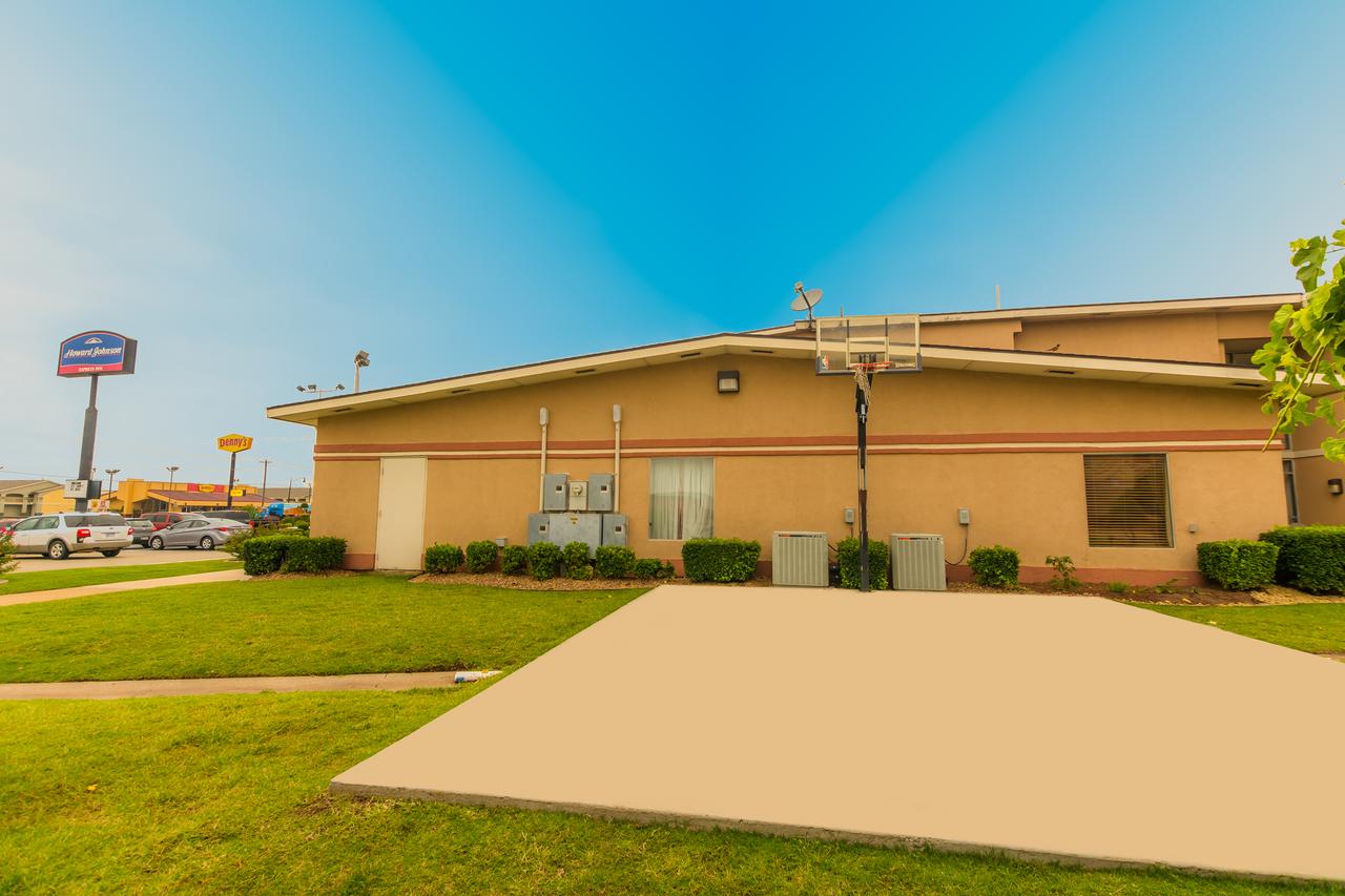 Howard Johnson By Wyndham Oklahoma City - thumb 24
