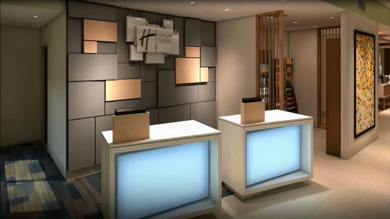 Holiday Inn Express & Suites Tulsa South - Woodland Hills - thumb 1