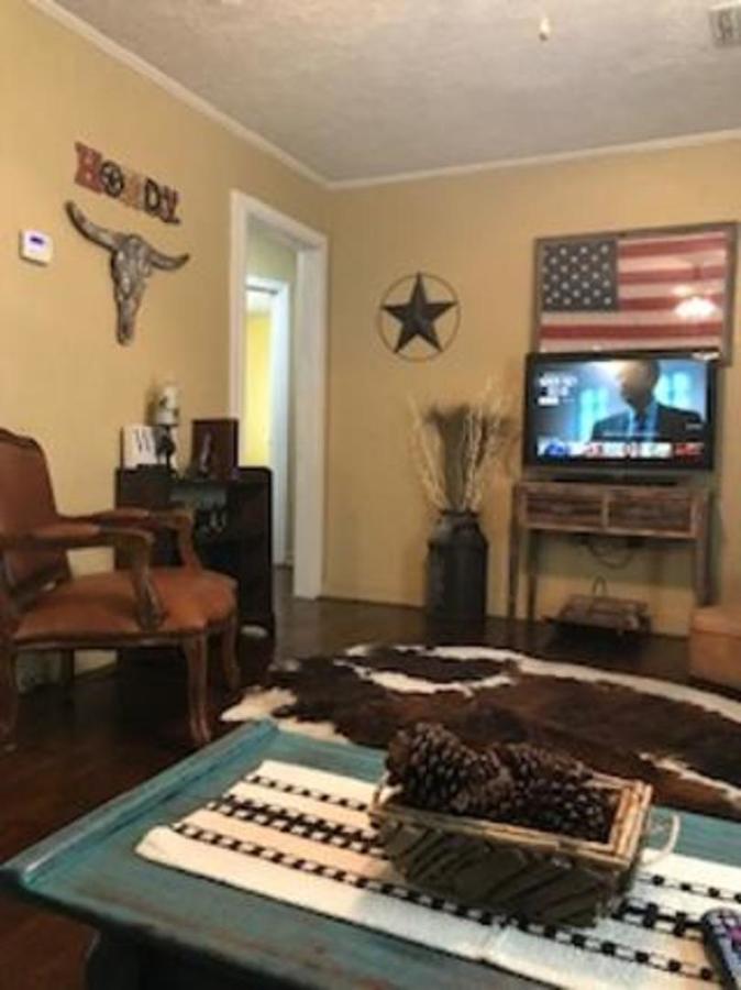 4 Bed Cowboy Home1 Mi Fort Sill - thumb 12