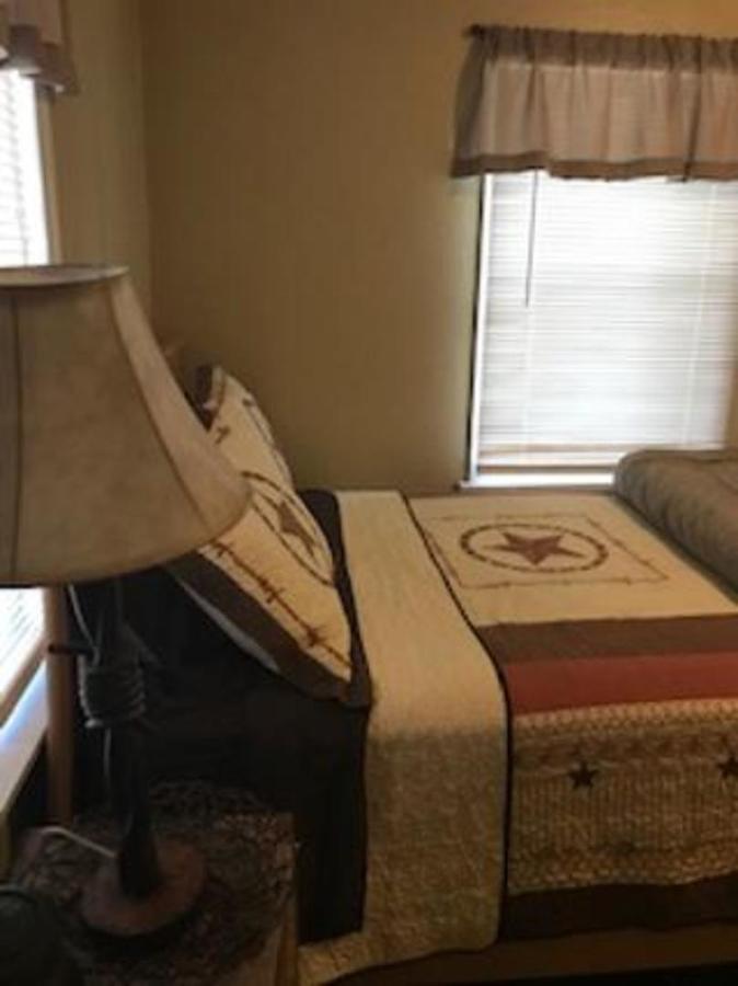 4 Bed Cowboy Home1 Mi Fort Sill - thumb 26