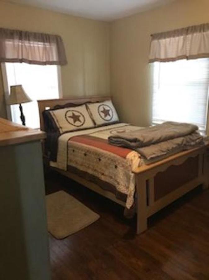 4 Bed Cowboy Home1 Mi Fort Sill - thumb 25