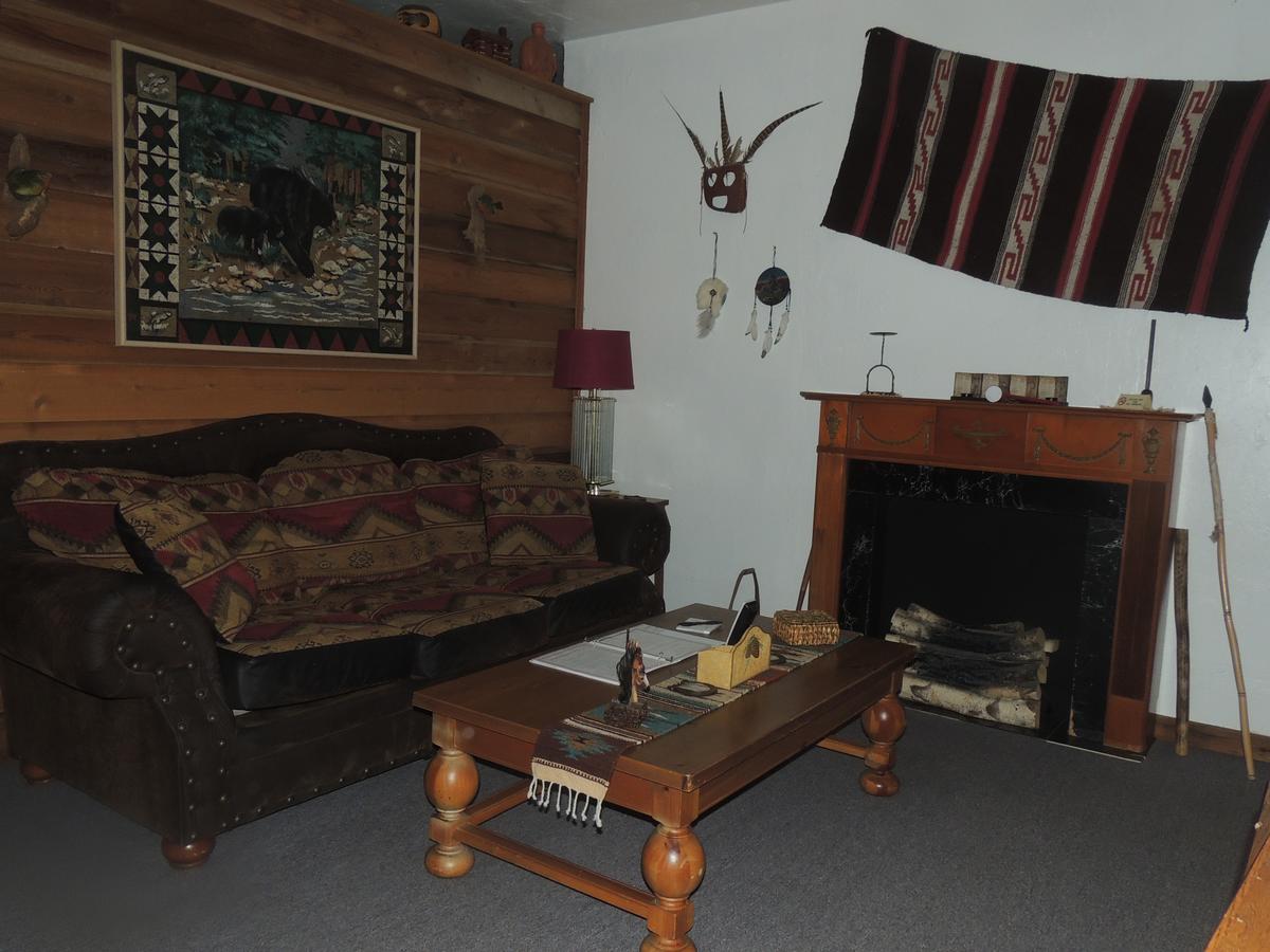 The Whispering Pines Inn - thumb 38