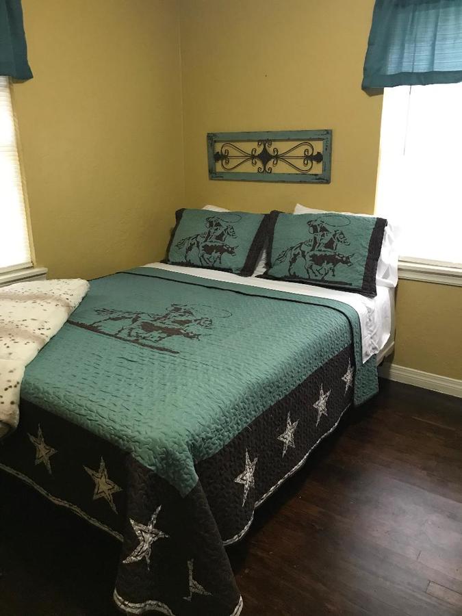 5 Bed Cowboy Home 1 Mi To Fort Sill - thumb 6