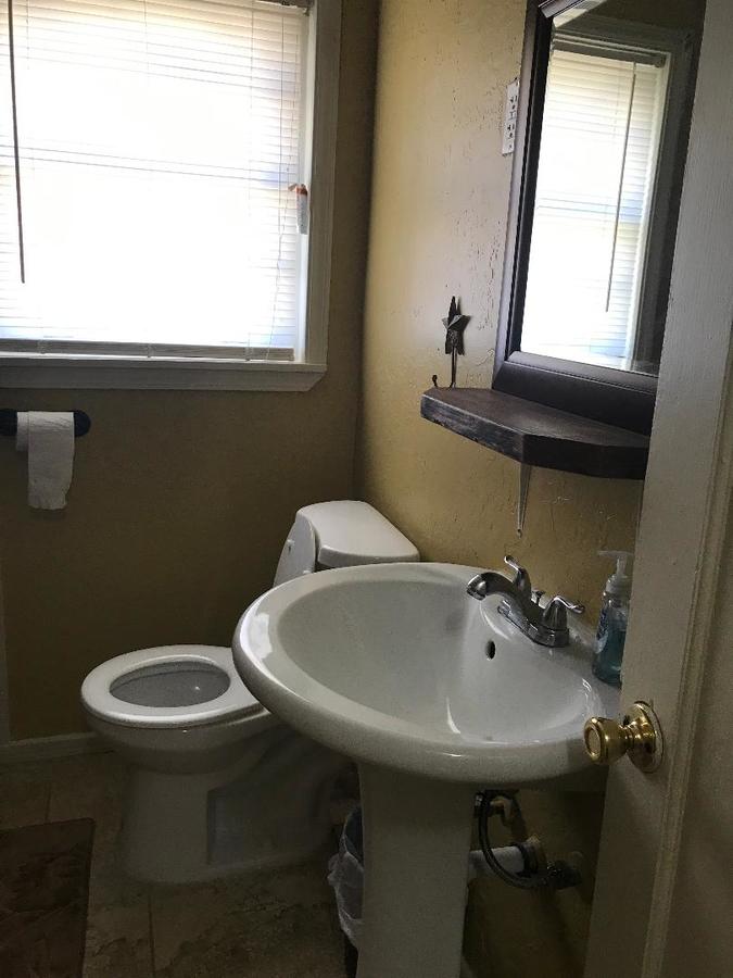 5 Bed Cowboy Home 1 Mi To Fort Sill - thumb 11