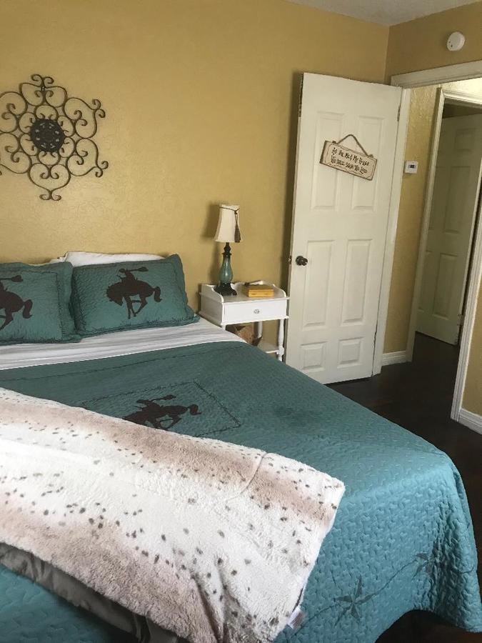 5 Bed Cowboy Home 1 Mi To Fort Sill - thumb 10