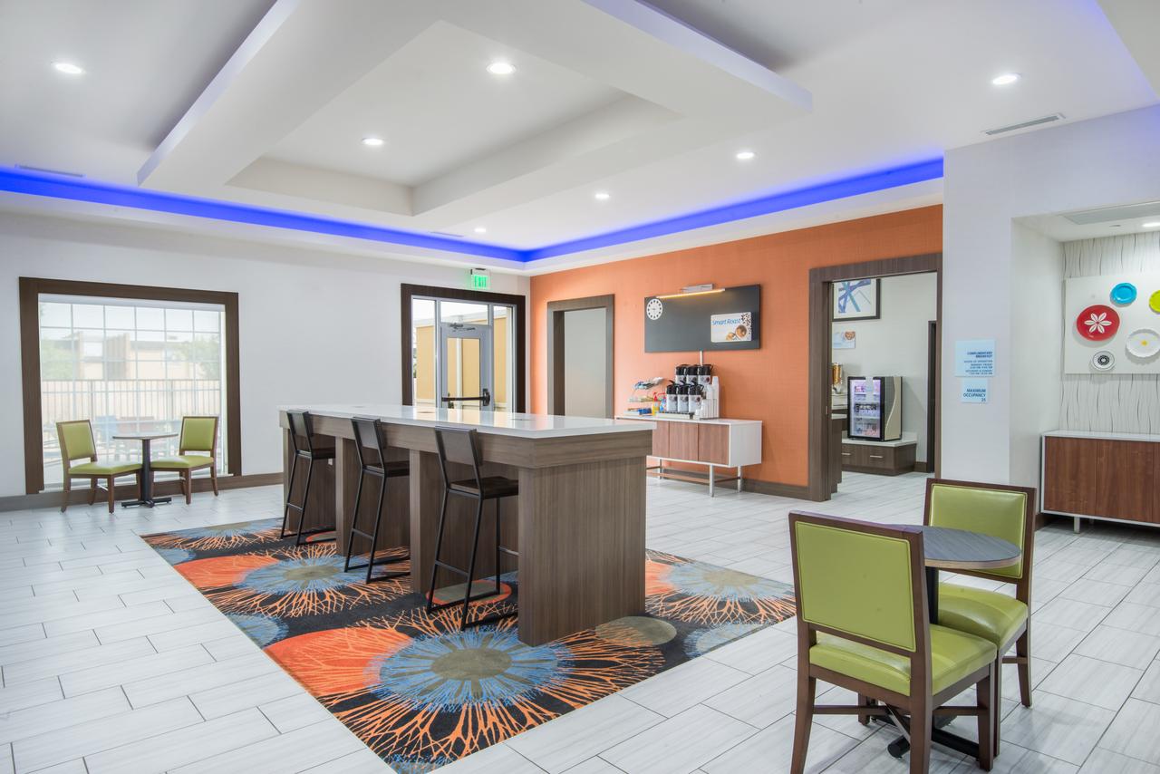 Holiday Inn Express & Suites Stillwater - University Area - thumb 5