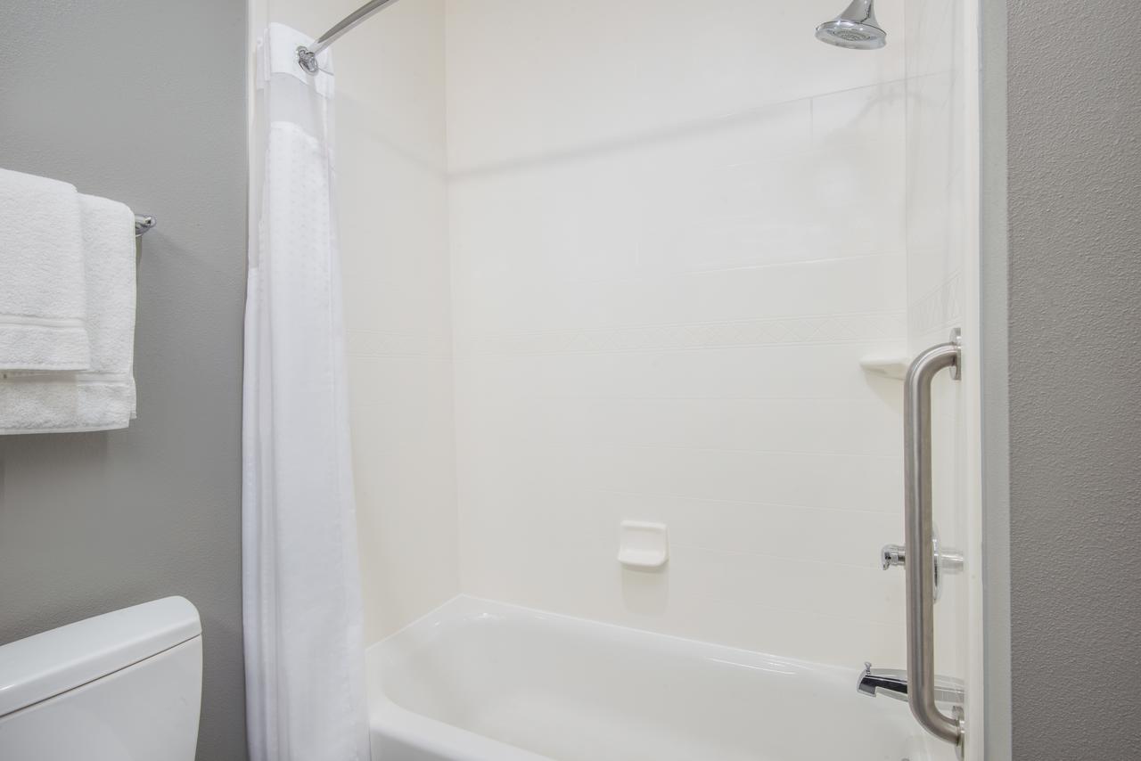Holiday Inn Express & Suites Stillwater - University Area - thumb 19