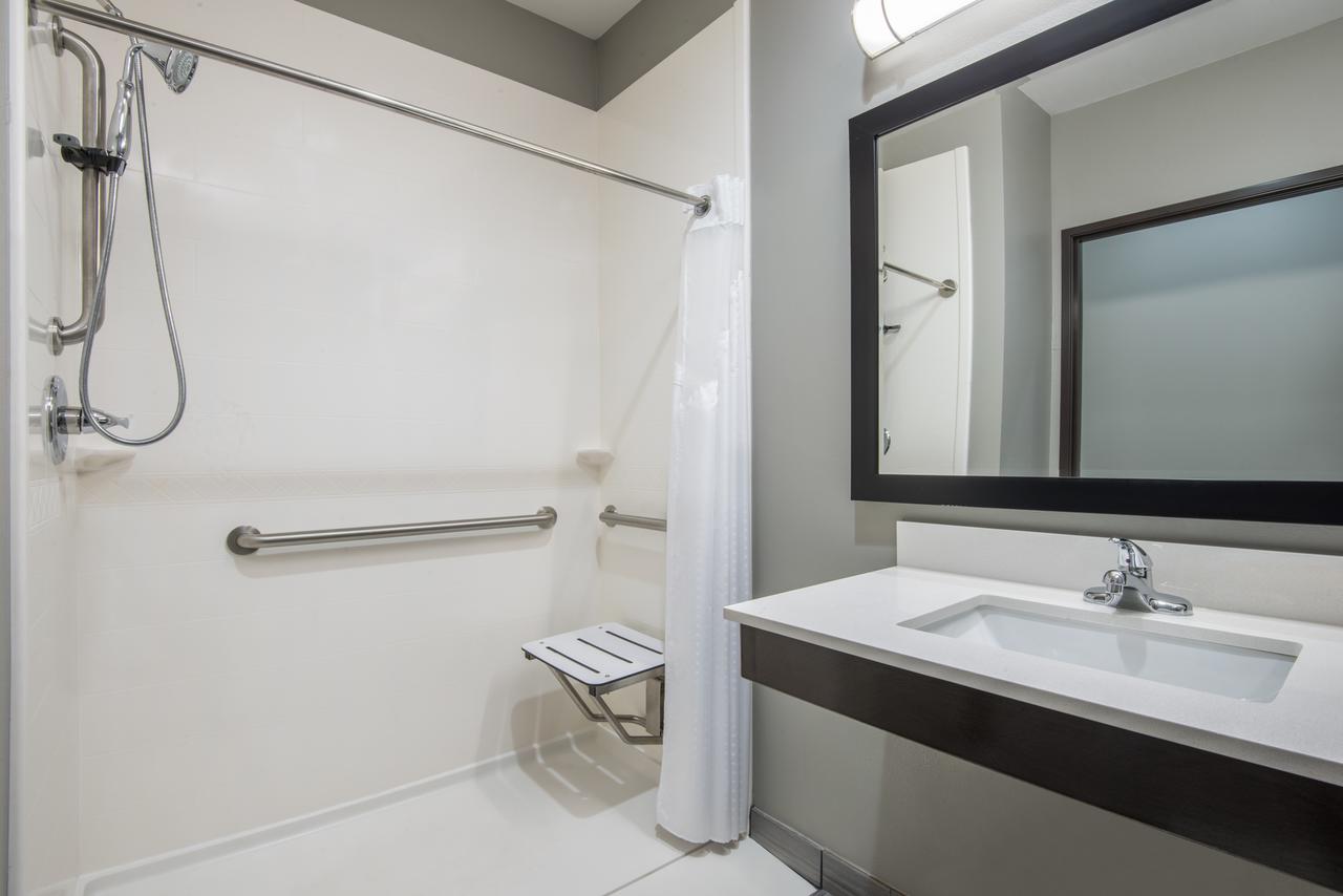 Holiday Inn Express & Suites Stillwater - University Area - thumb 10