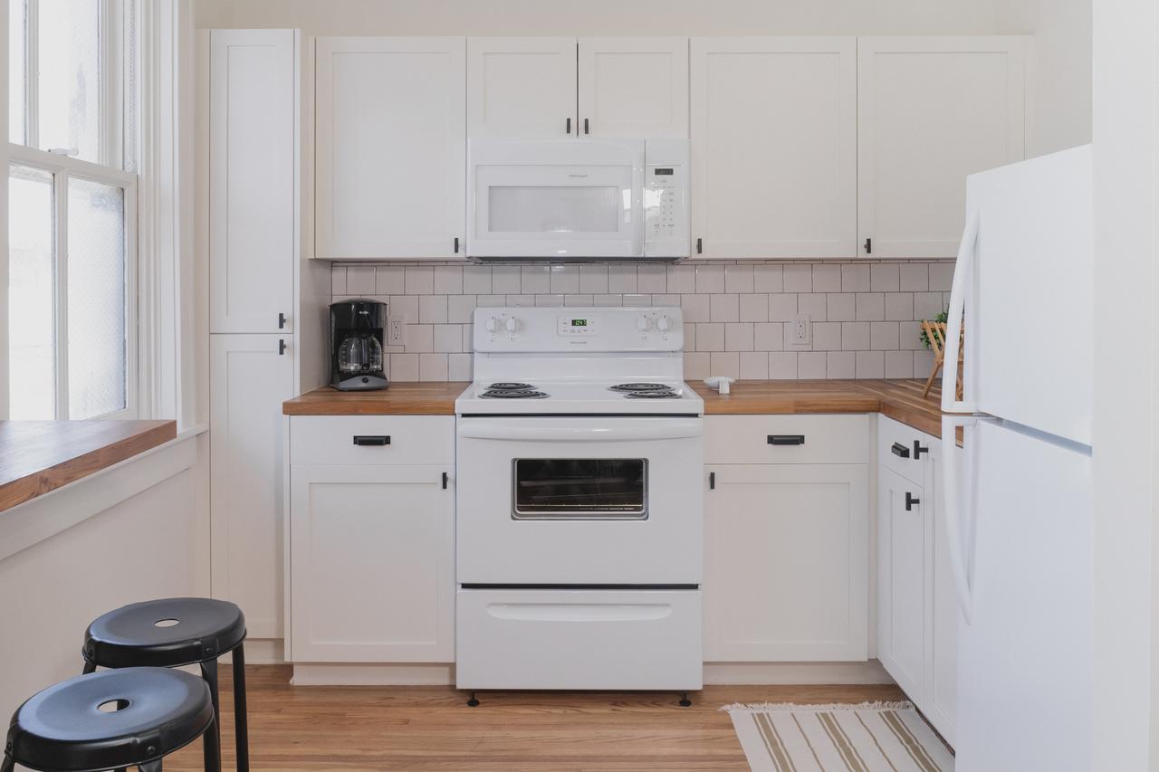 21 1/2 Hotel - Tulsa Arts District Room 3 - 5 - thumb 2