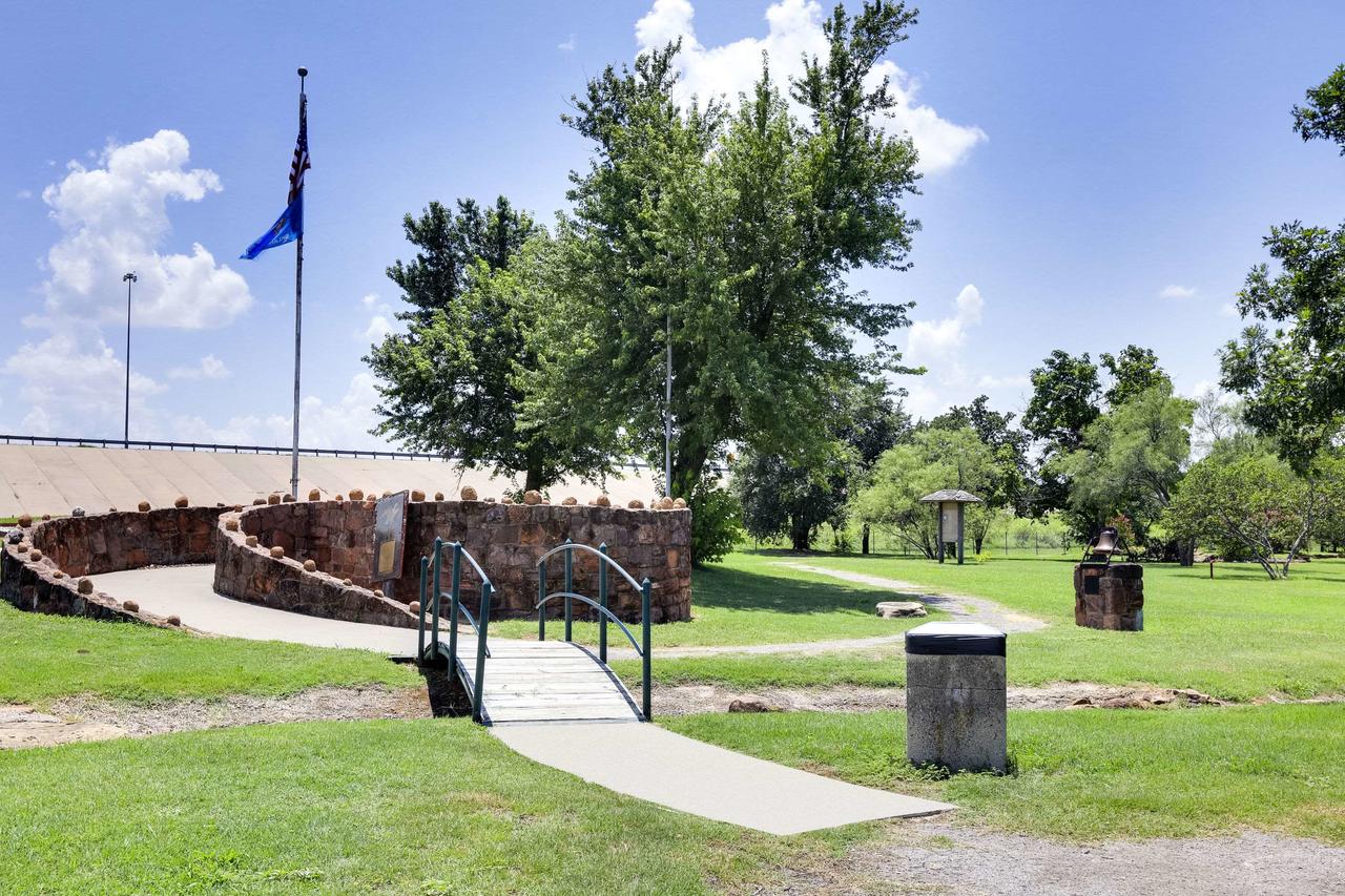 Super 8 By Wyndham Duncan - thumb 38