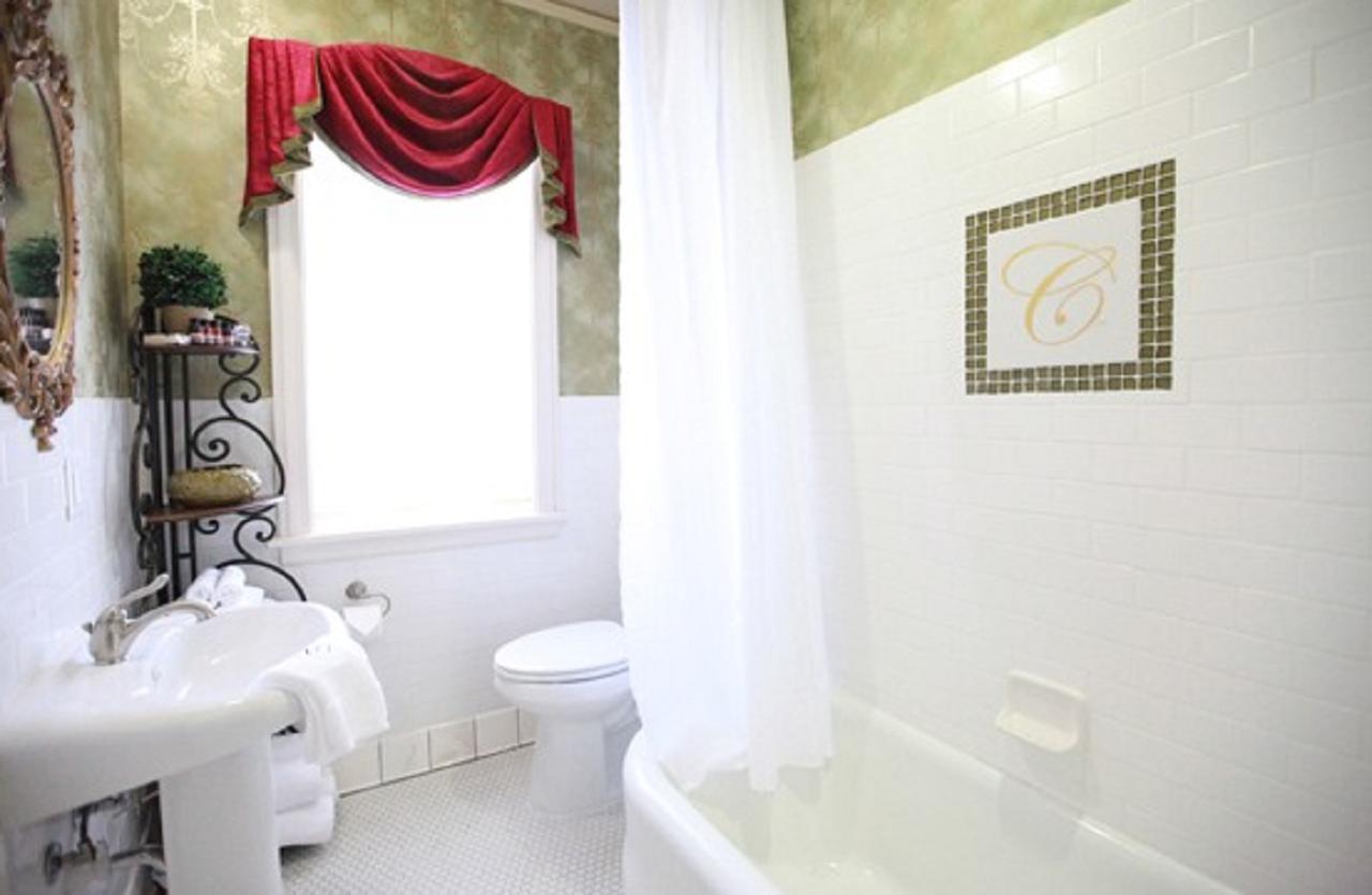 The Campbell Hotel - thumb 12