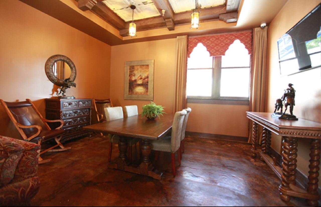 The Campbell Hotel - thumb 25