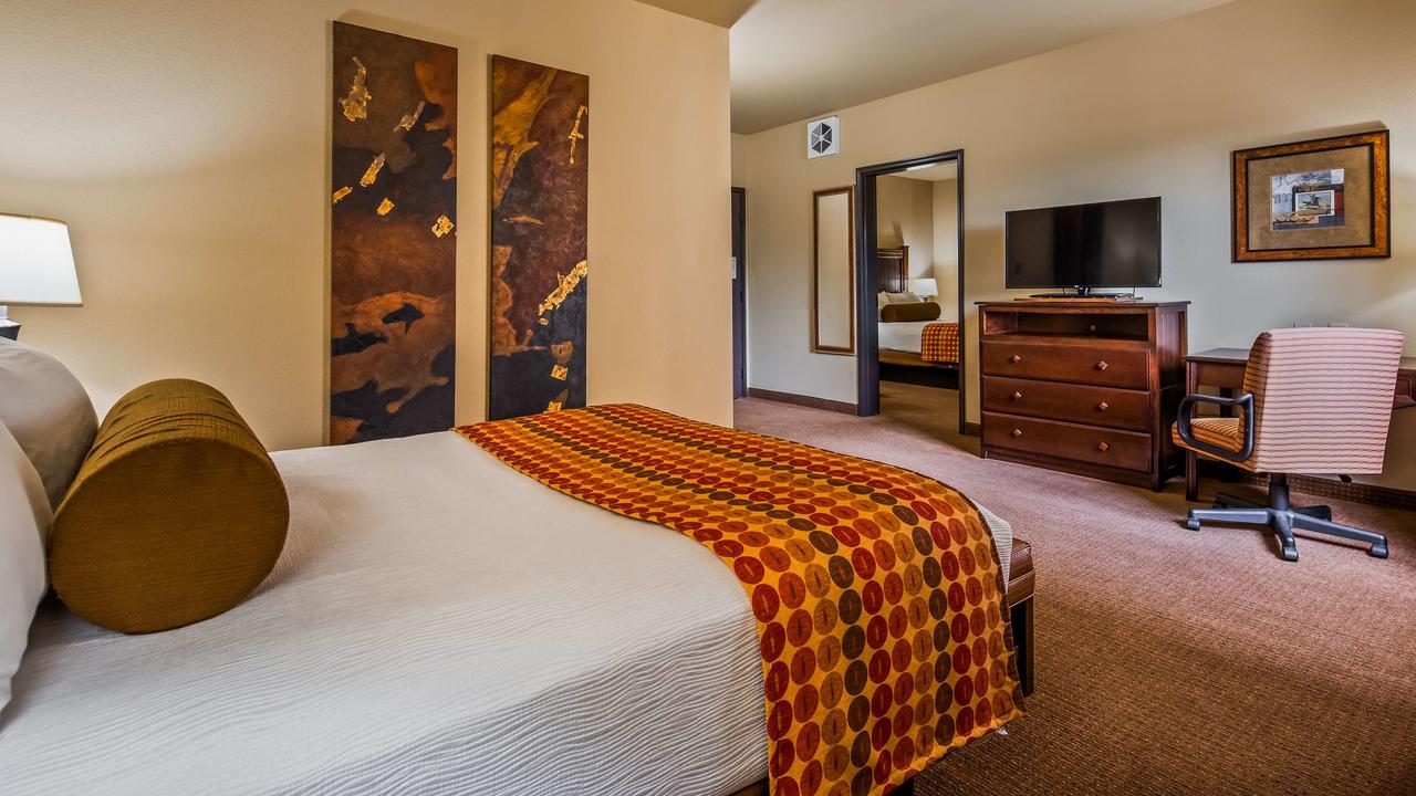 Best Western PLUS Cimarron Hotel & Suites - thumb 28