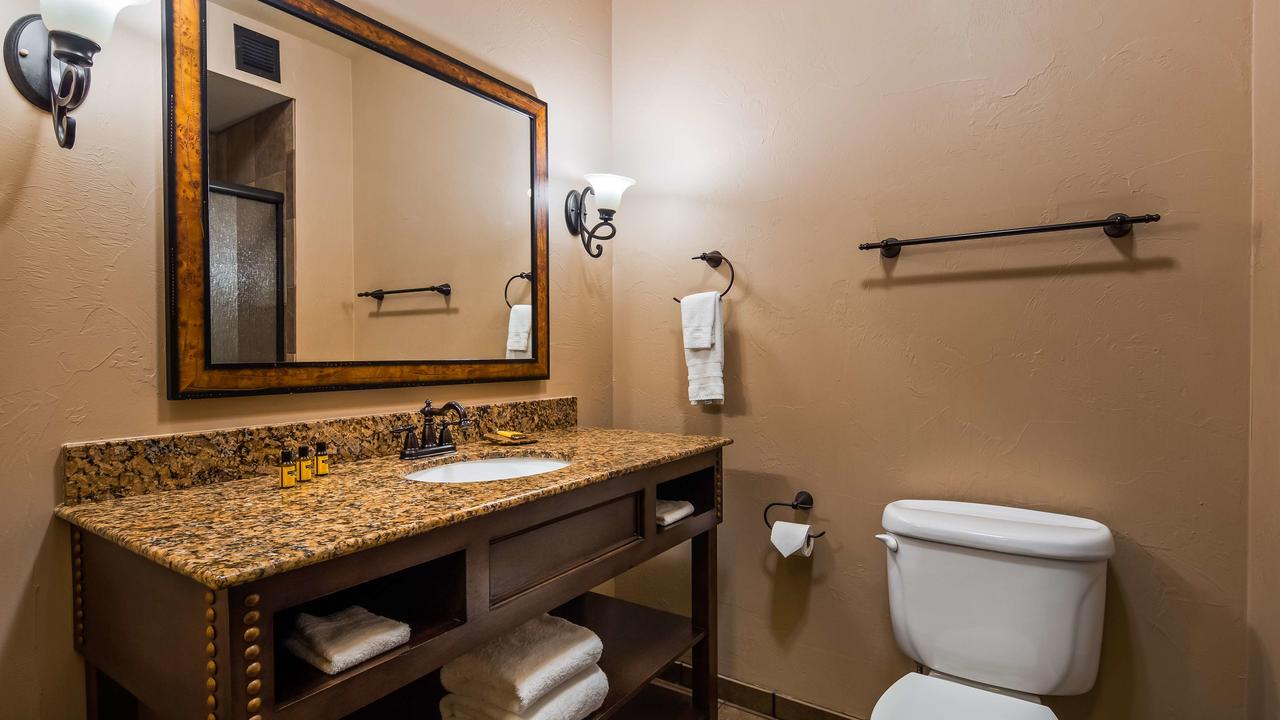 Best Western PLUS Cimarron Hotel & Suites - thumb 25