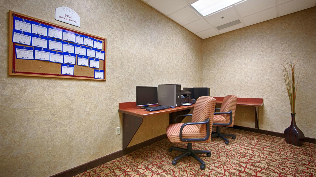 Best Western PLUS Cimarron Hotel & Suites - thumb 2