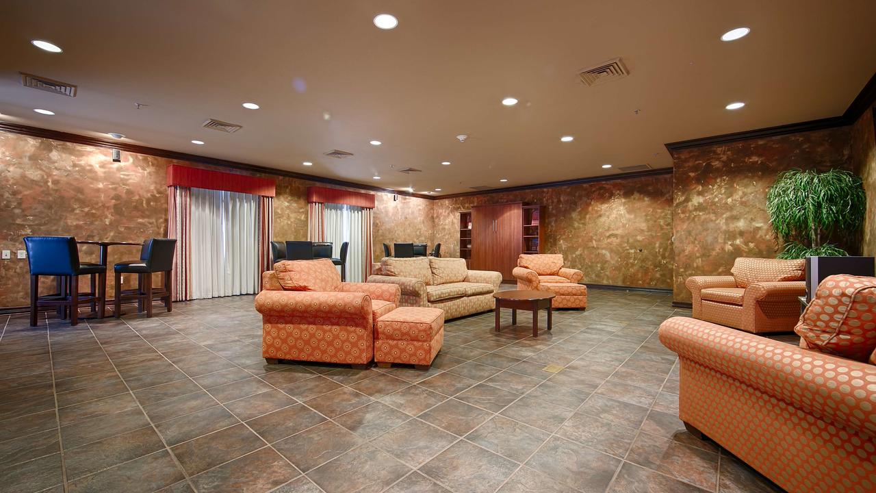 Best Western PLUS Cimarron Hotel & Suites - thumb 17