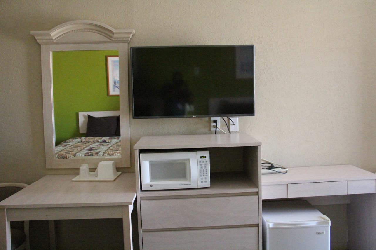 Lodge USA Motel - thumb 13